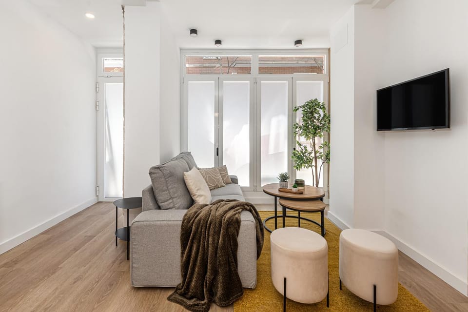 Communal lounge/ TV room, Living room