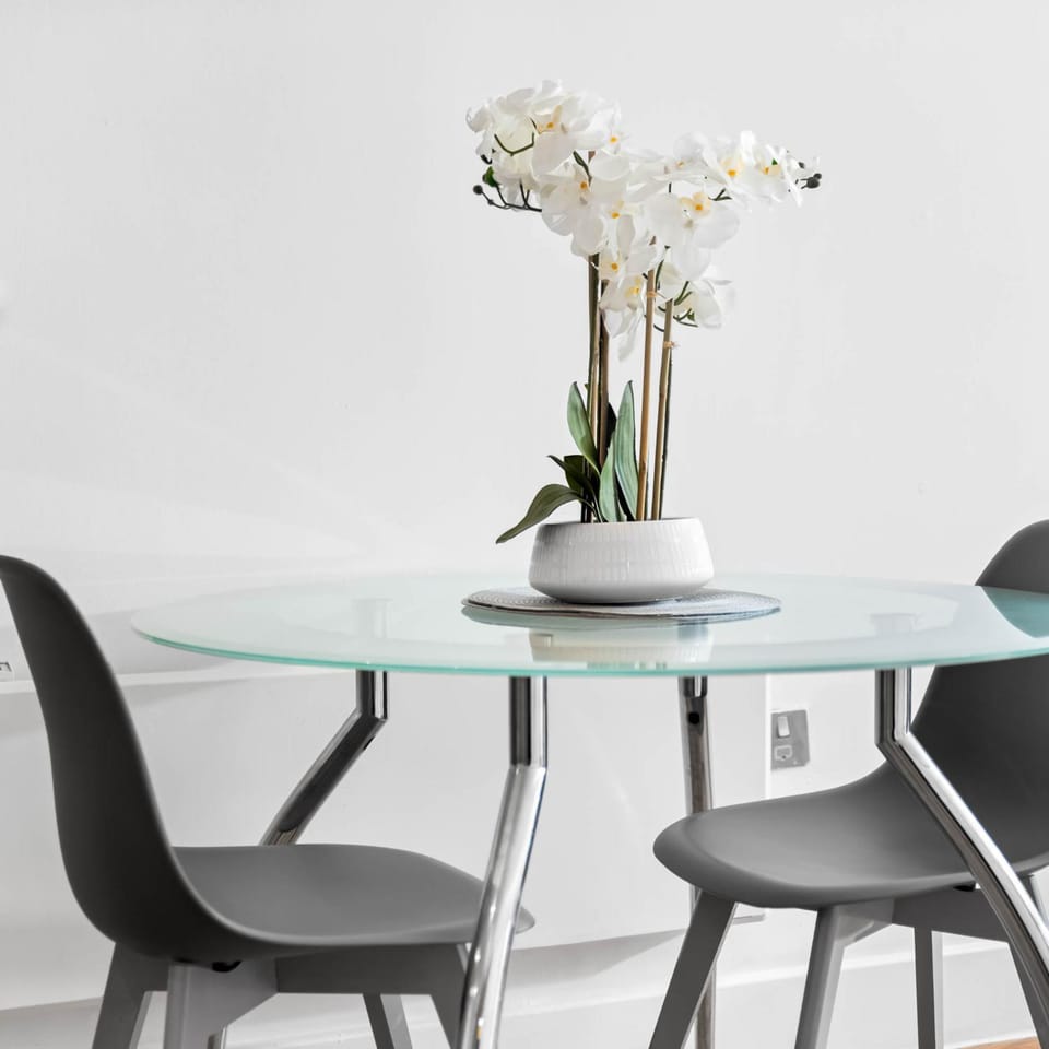 Seating area, Dining area