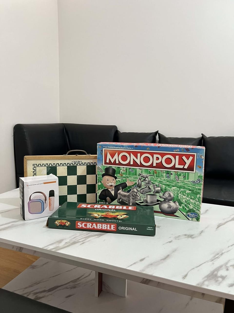 Living room, Family