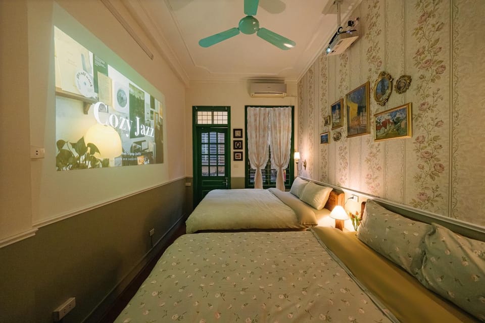Bed, TV and multimedia, Photo of the whole room, Bedroom, air conditioner