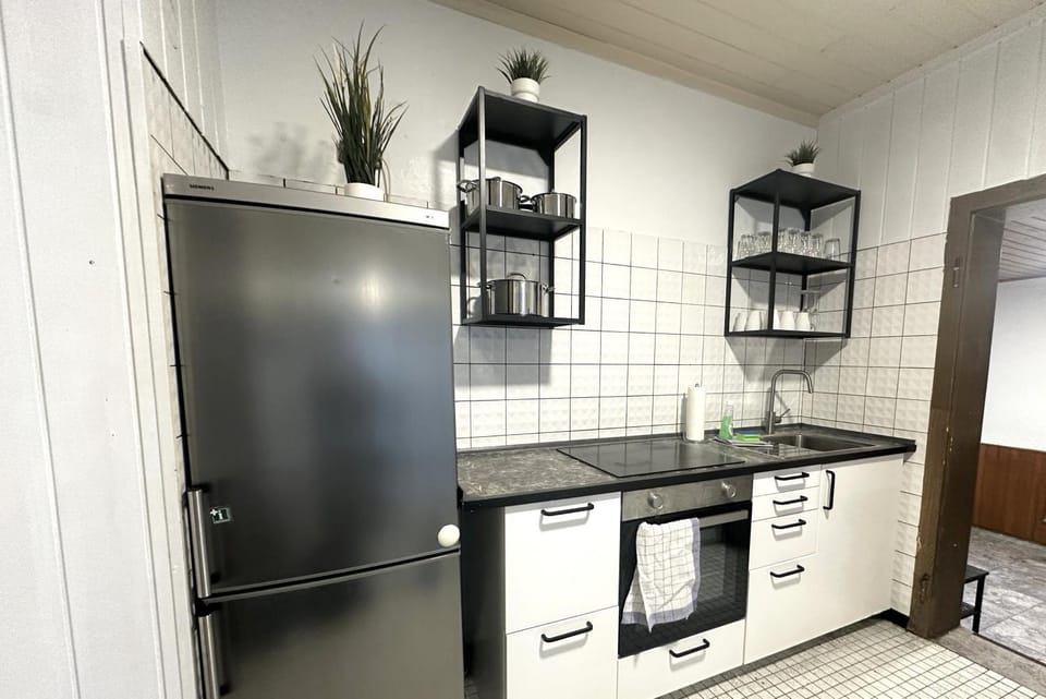 Kitchen or kitchenette, oven, stove