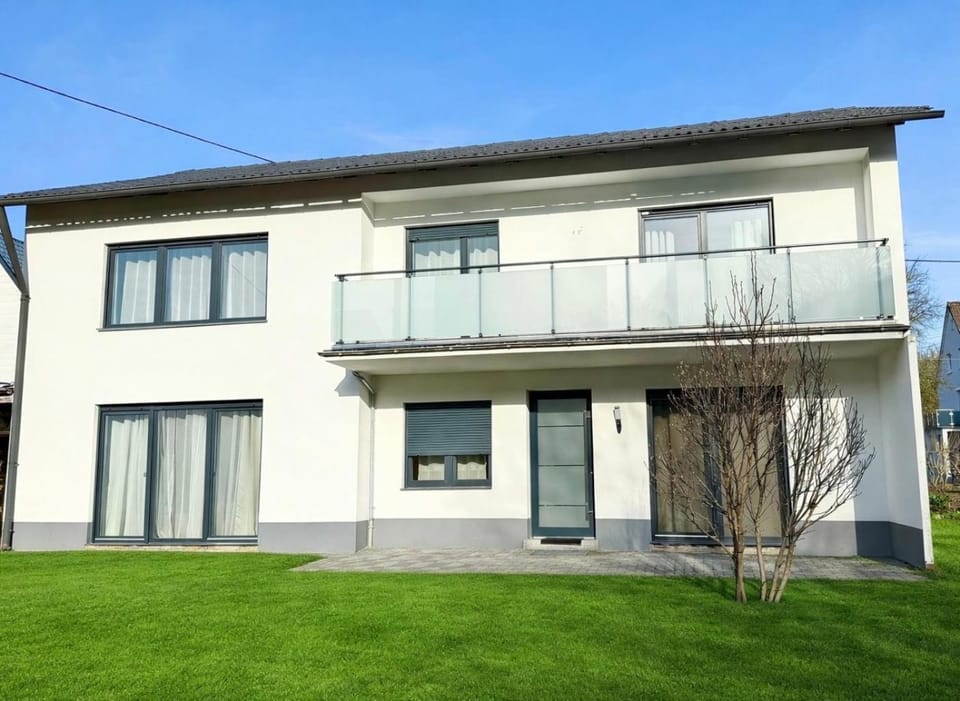 Charmante Wohnung mit Terrasse in ruhiger Lage von Kreuztal-Zentrum Apartment in North Rhine-Westphalia
