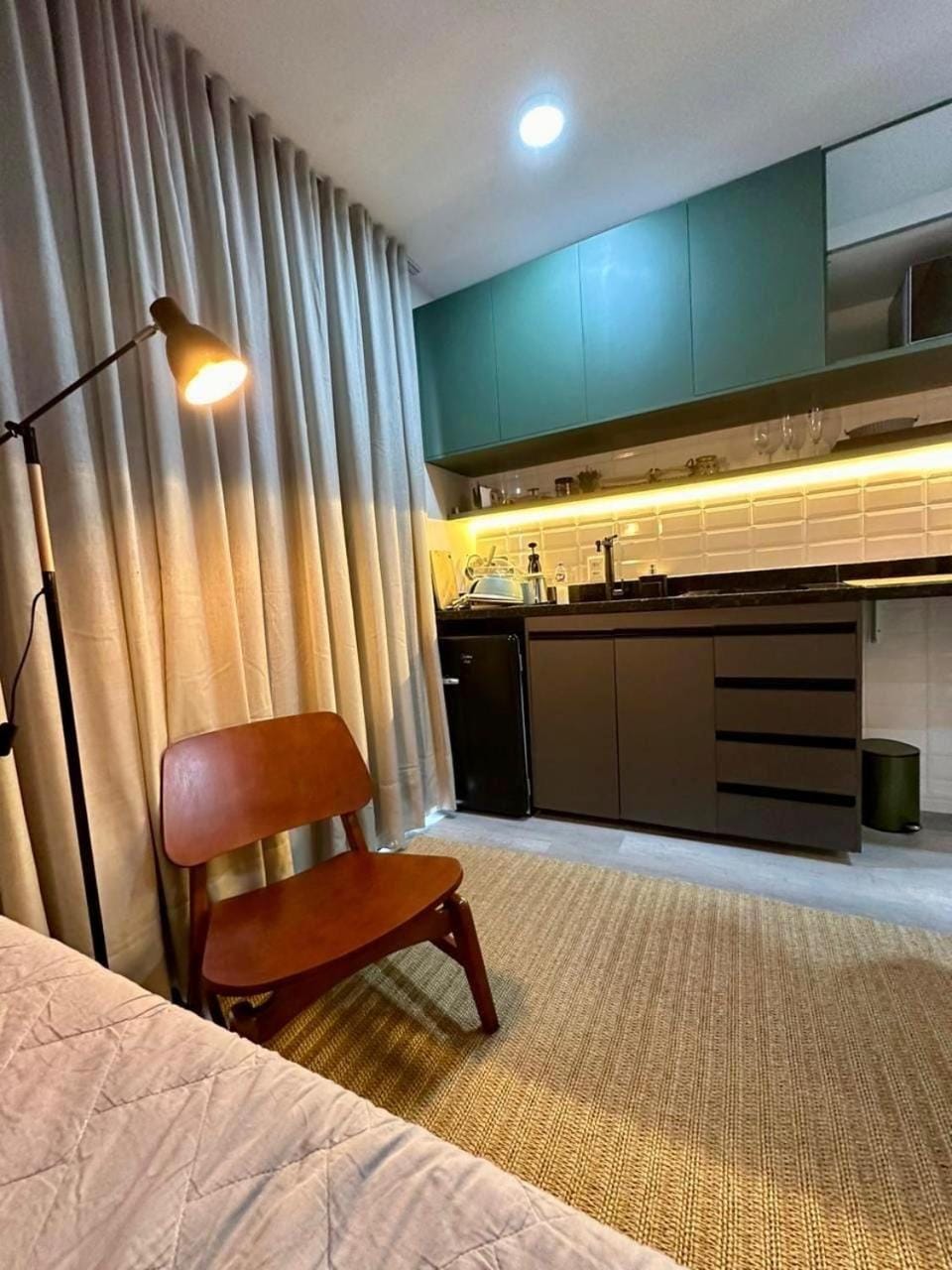 Kitchen or kitchenette, Living room