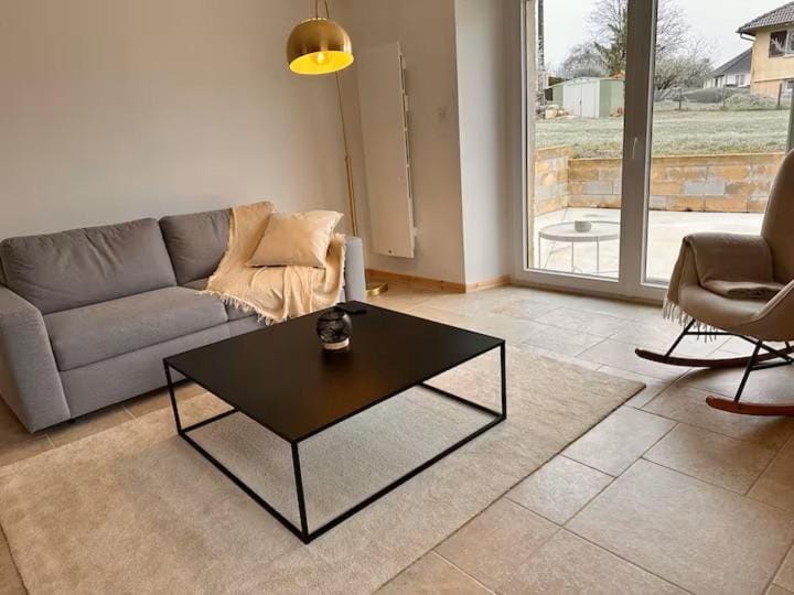 Villa des Vignes Sleeps 12 avec Jacuzzi Villa in Bourgogne-Franche-Comté