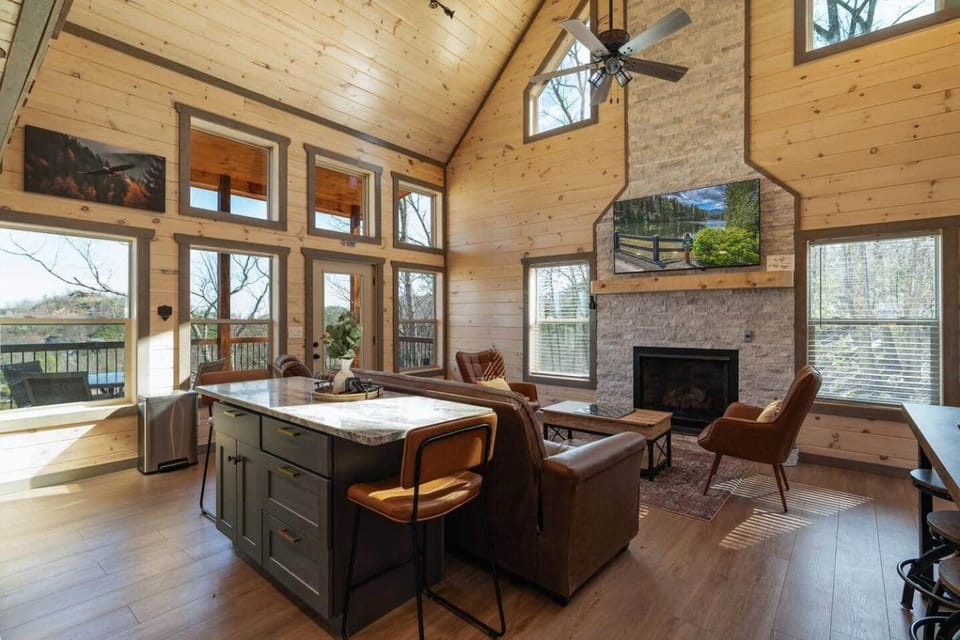 Timber Ridge Views Cabin Cabin in Sevier County