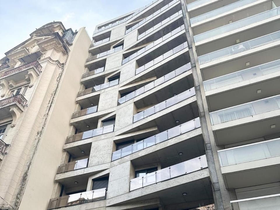 Sarmiento 1225 Quiet Suite Apartment in Rosario
