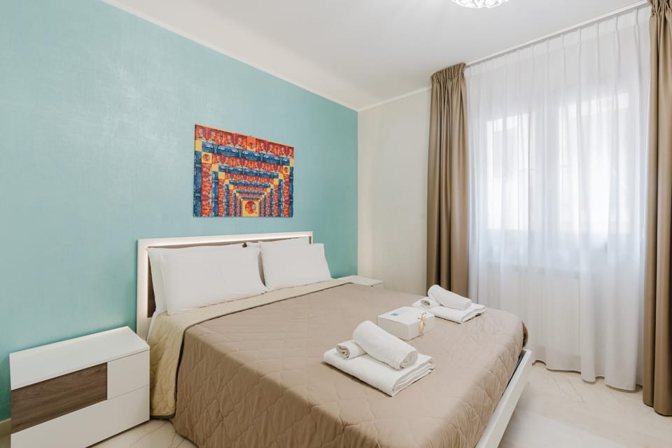 Living room, Bedroom