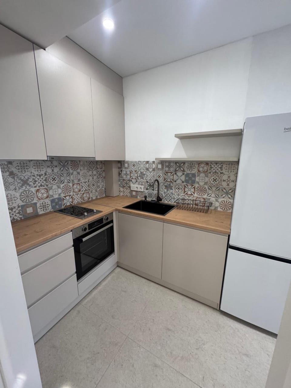 Kitchen or kitchenette, oven, stove