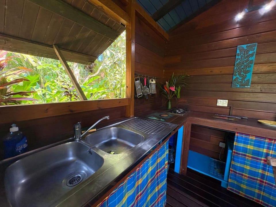 Bungalow dans un jardin tropical House in Petit-Bourg