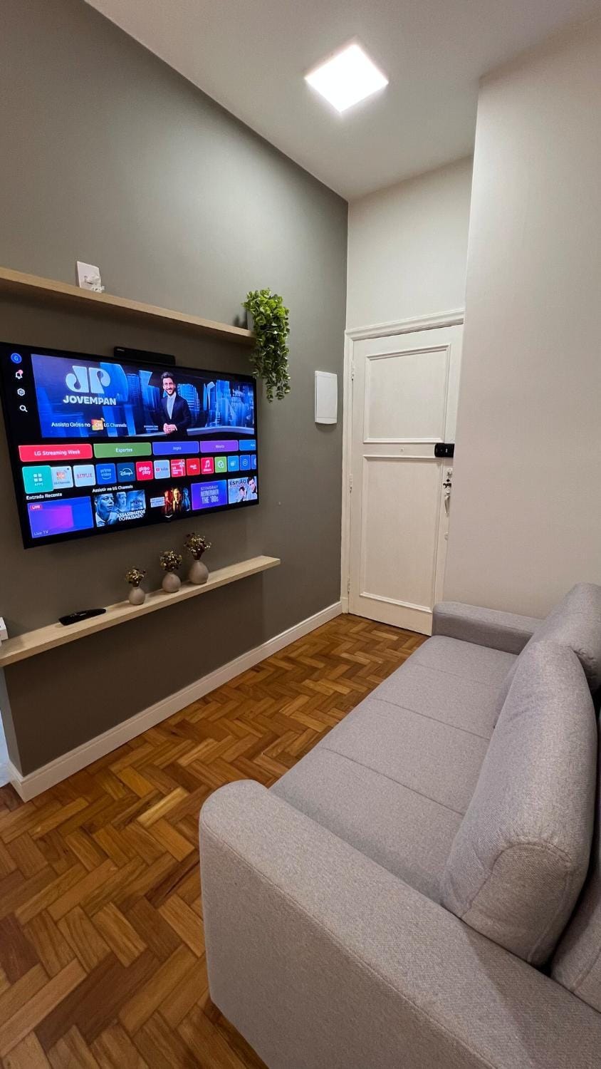 Apartamento Centro BH com 2 Quartos e Ar condicionado Apartment in Belo Horizonte