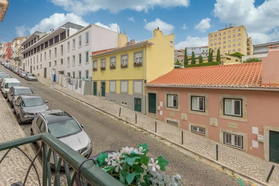 Property building, Street view