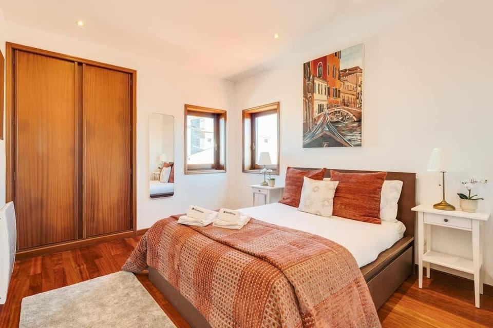 Beach Villa with Jacuzzi & Garage by HostWise House in Porto District