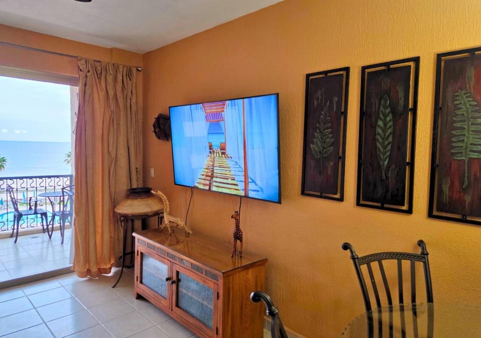 TV and multimedia, Evening entertainment