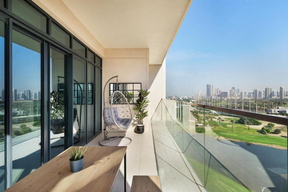 Rare 4BR Vida Golf & Pool View Apartment in Dubai