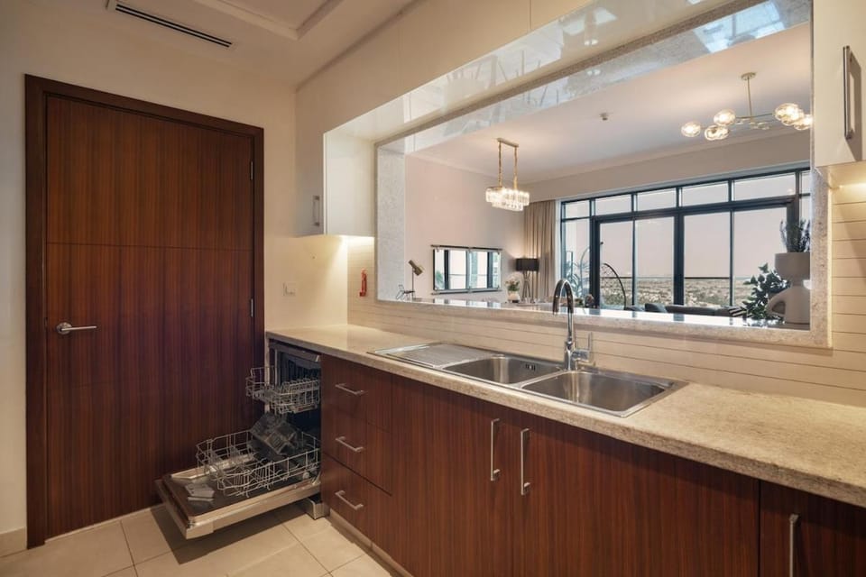 Rare 4BR Vida Golf & Pool View Apartment in Dubai