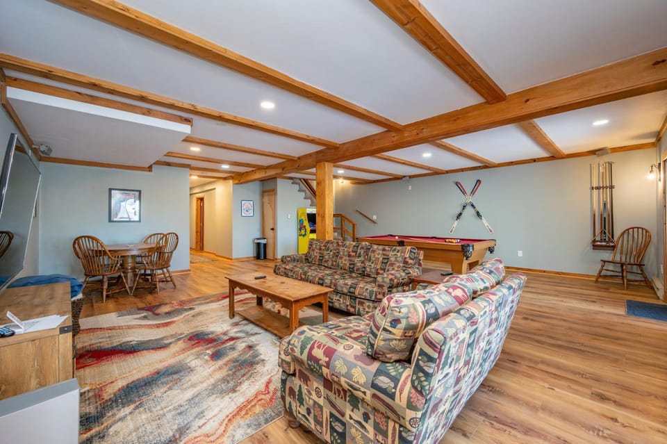The Bonanza House in Deep Creek Lake