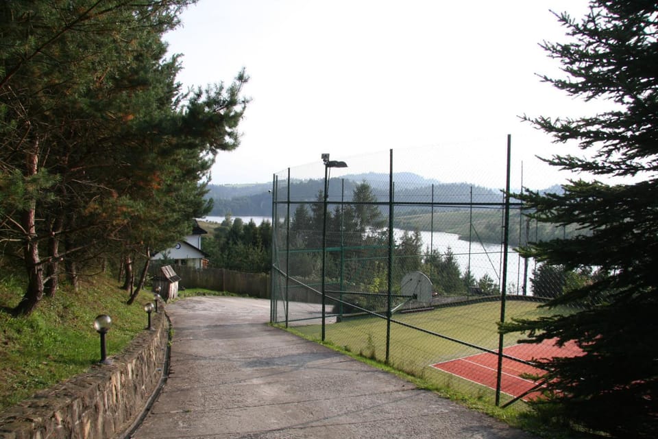 Tennis court