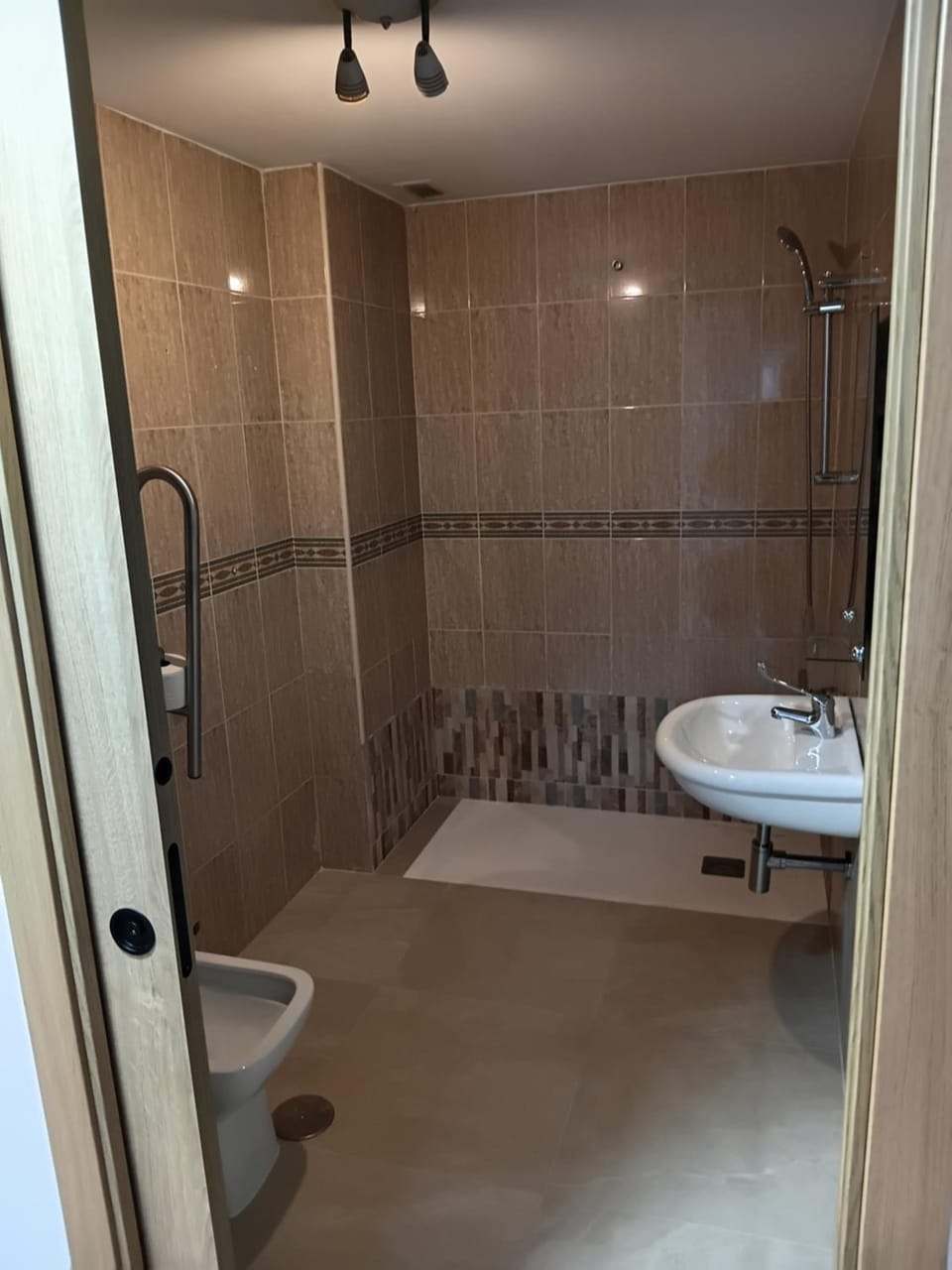 EMMI Guesthouse Bed and Breakfast in Alicante