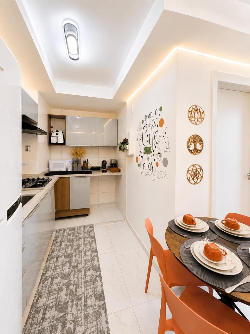 Kitchen or kitchenette, Food