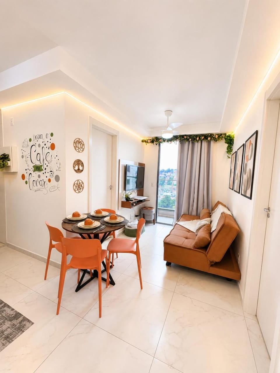 Living room, Seating area, Dining area