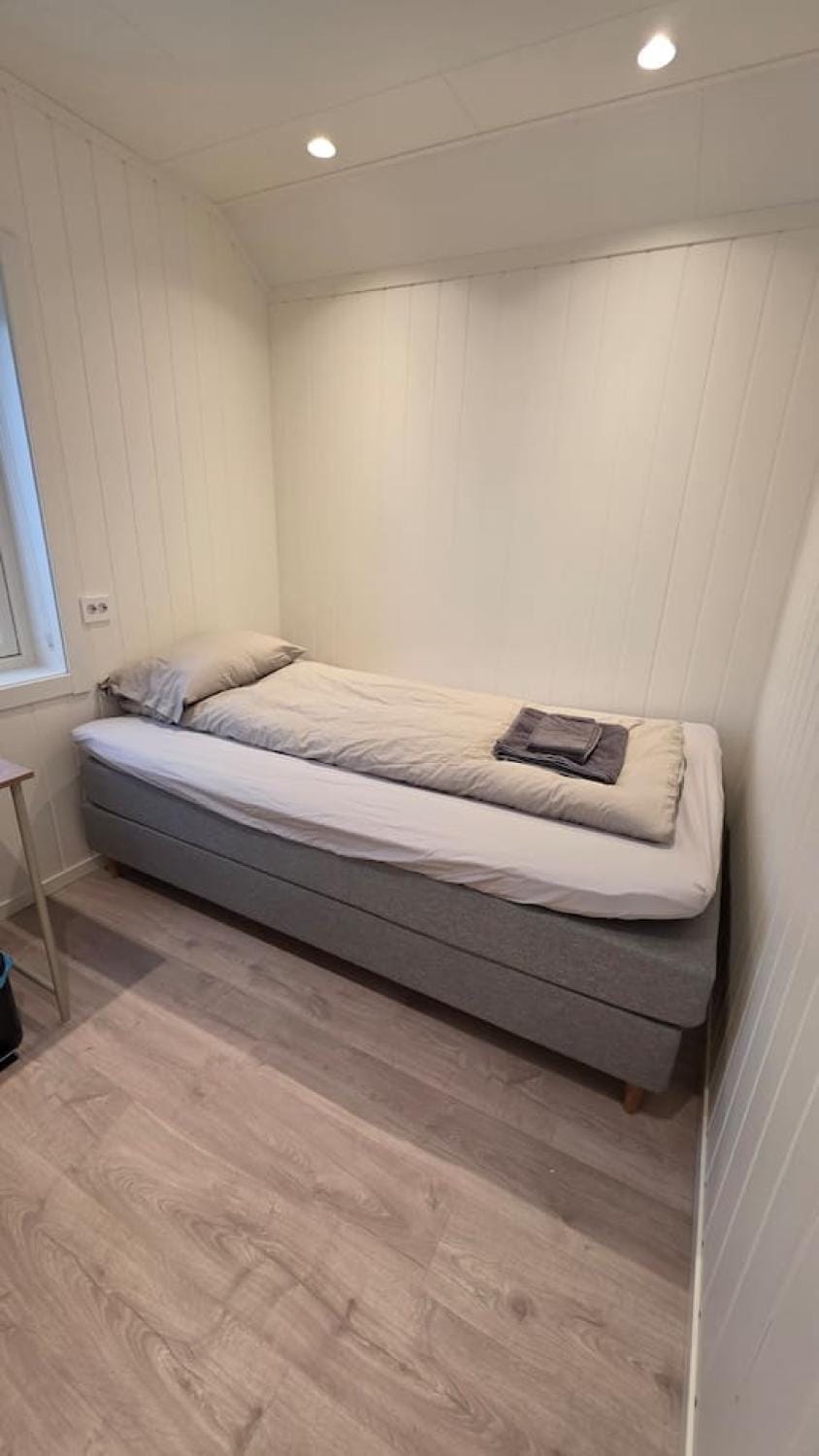 Arctic Nine - Room nr 9 - Central room on the island House in Tromso