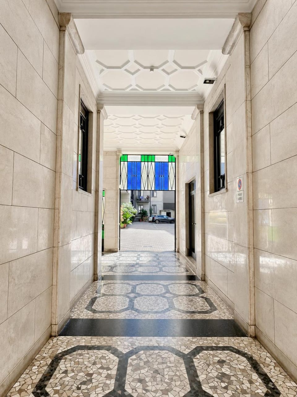 Facade/entrance, View (from property/room)