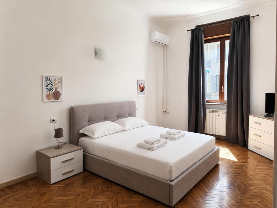 Bed, TV and multimedia, Bedroom, locker, towels, wardrobe, air conditioner