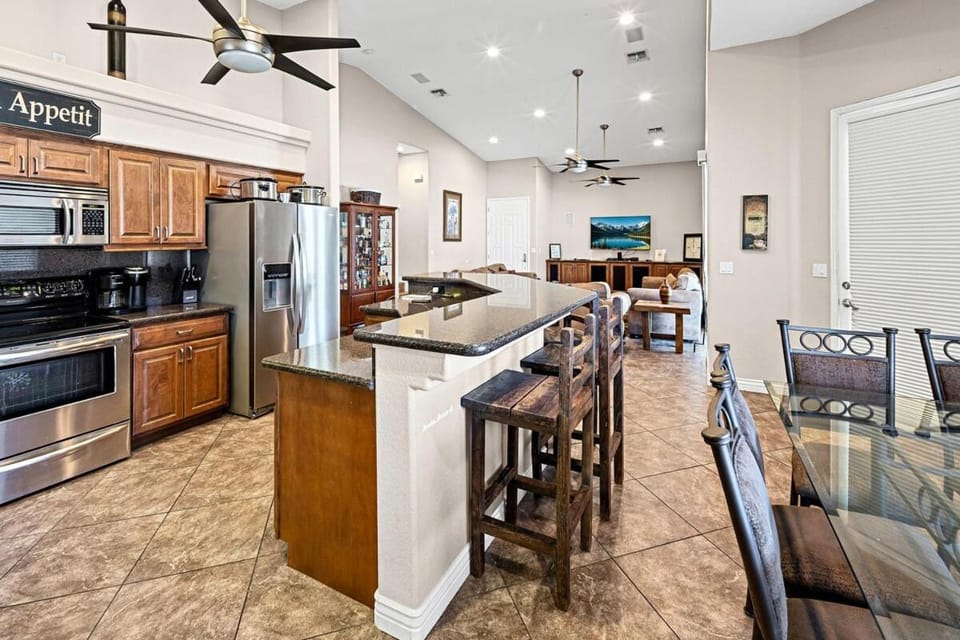 Dock and Chill at Parker Riverfront on Colorado River Villa in Earp