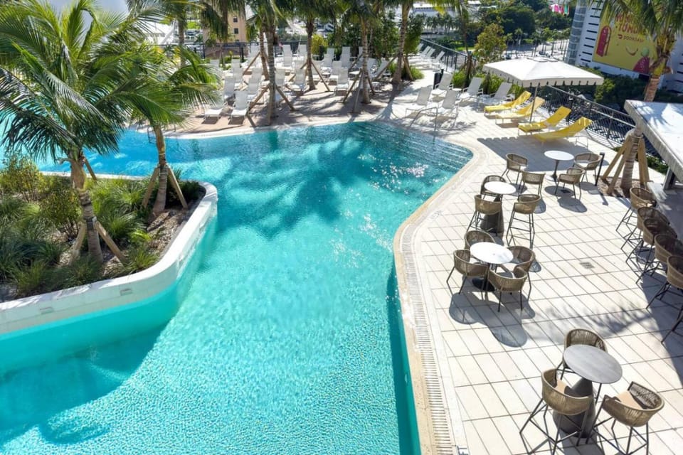 Swimming pool