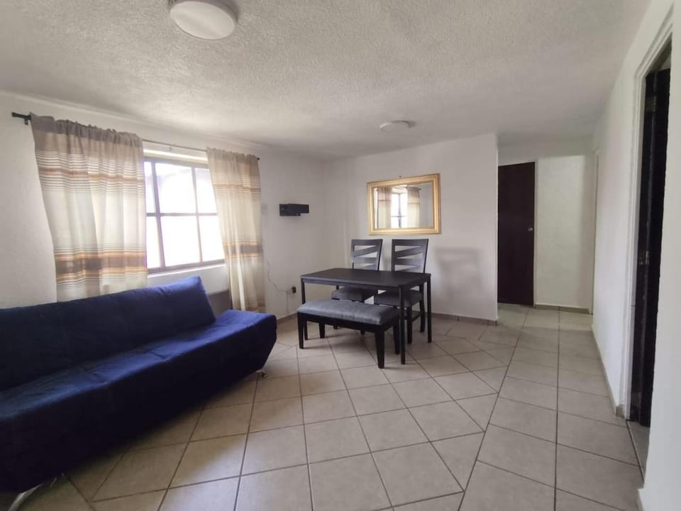 Depto 2 recs, 6 camas , Tultipark y Tultepark Apartment in State of Mexico