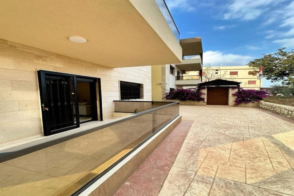 Garden, Balcony/Terrace