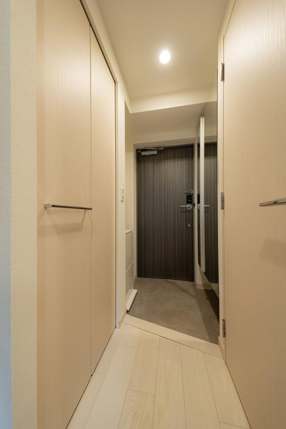 well-rent 大阪本町 Apartment in Osaka
