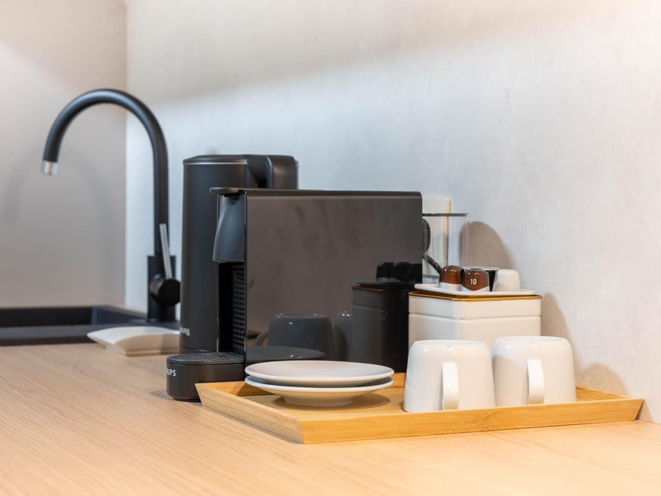 Coffee/tea facilities, Kitchen or kitchenette