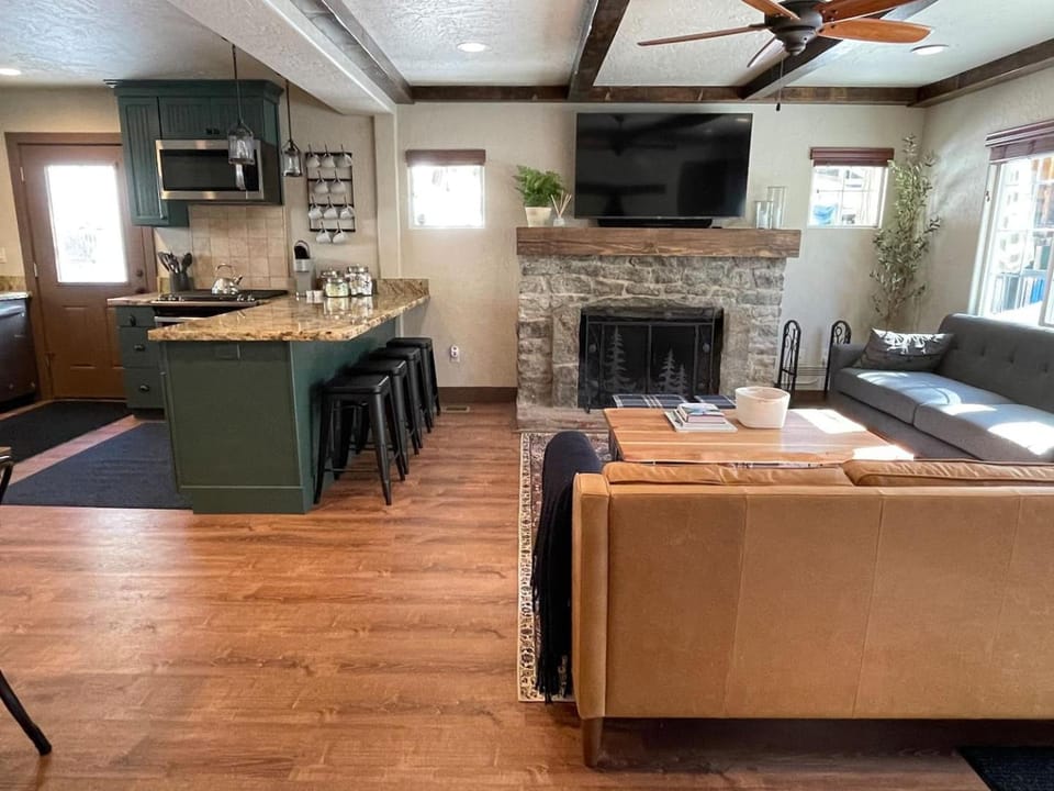 The Little Dipper Cabin Cabin in Shaver Lake