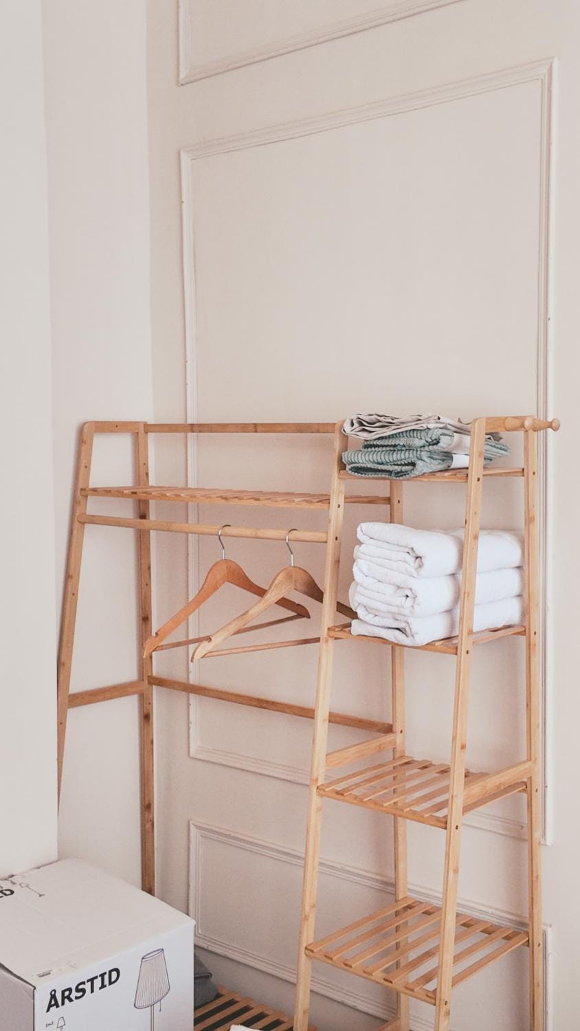 Bedroom, towels, wardrobe