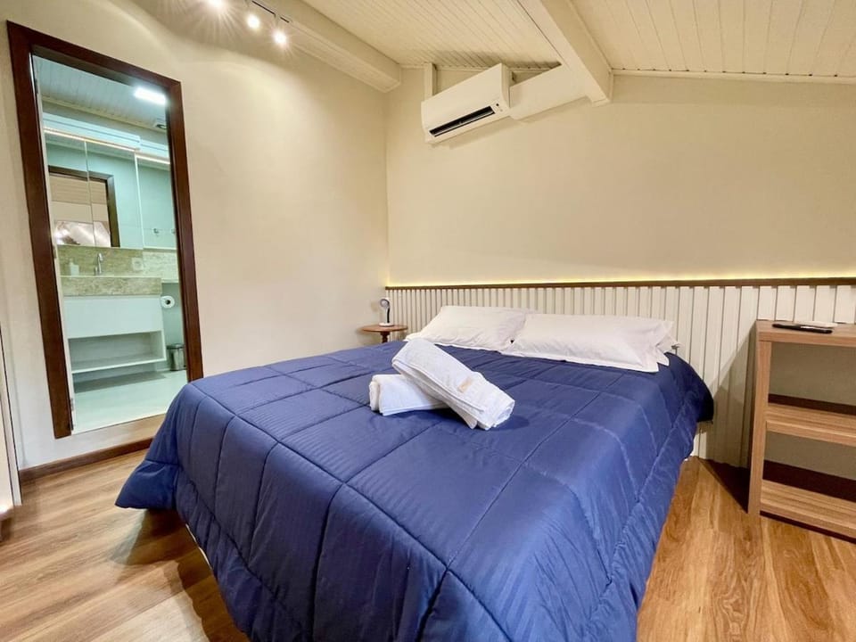 Apartamento para 8 pessoas no Centro de Gramando Apartment in Gramado