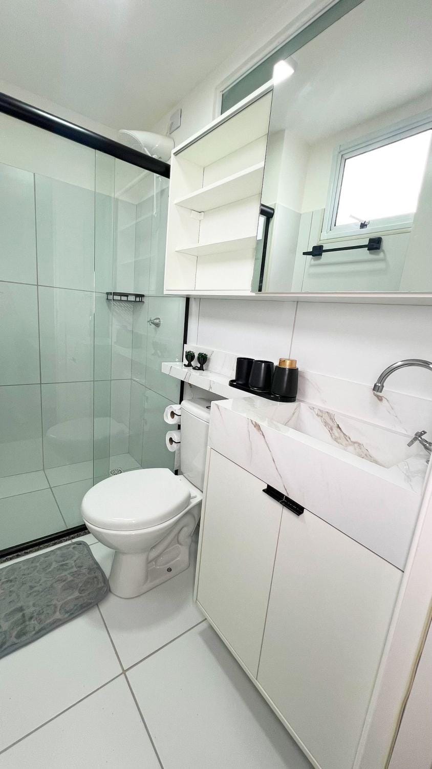 Shower, Bathroom, towels