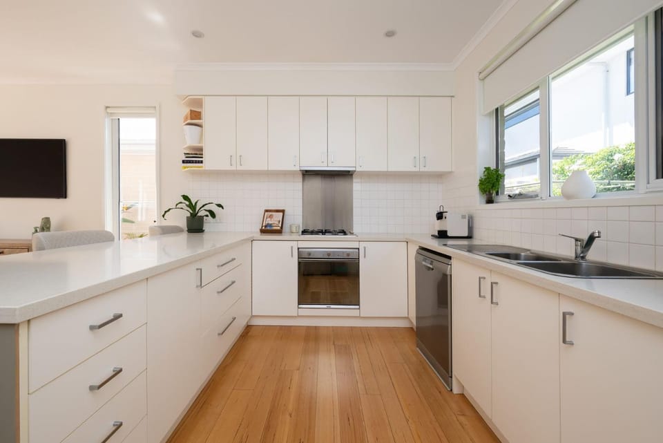 Evergreen by the Bay House in Melbourne