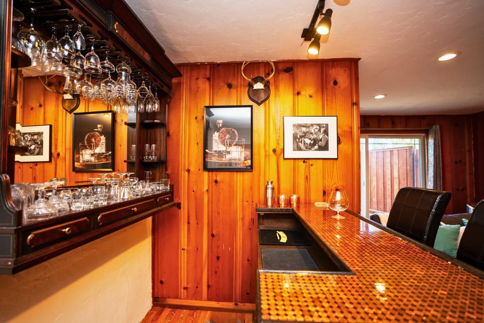 Lounge or bar, Family, minibar