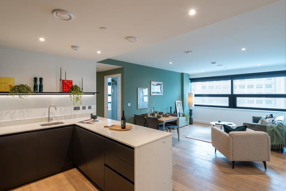 Kitchen or kitchenette, Living room, Seating area