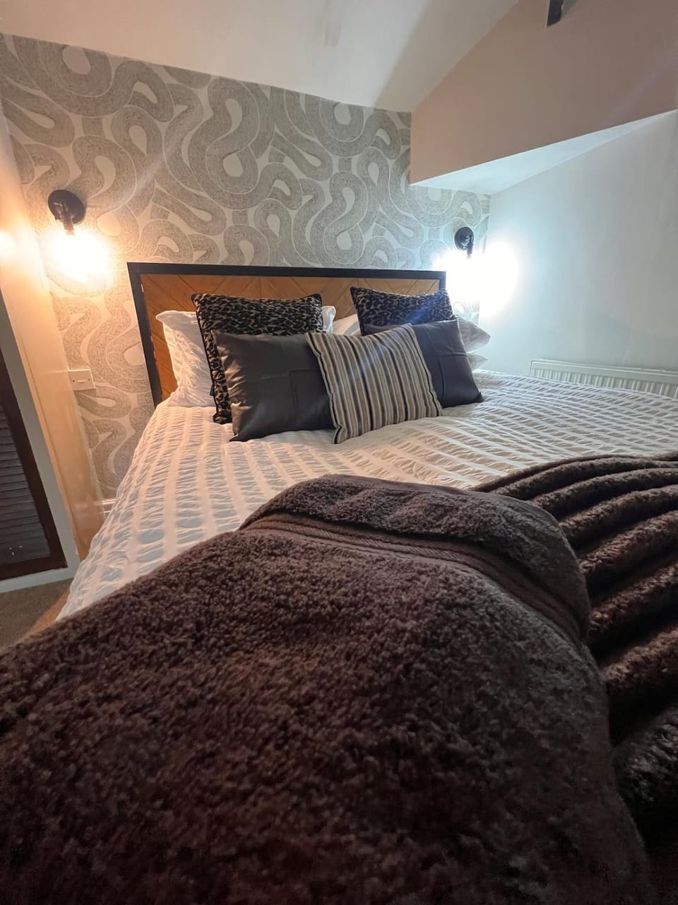 The Summit near conference centre FREE Parking Apartment in Harrogate