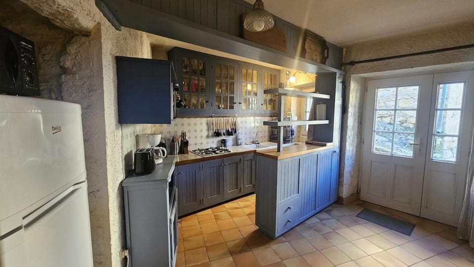 Coffee/tea facilities, toaster, kitchen