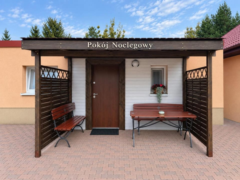 Property building, Patio, Day