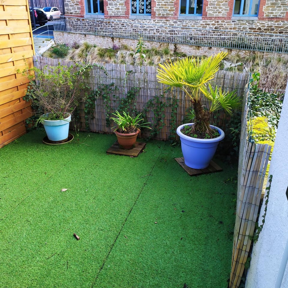 Patio, Balcony/Terrace, Balcony/Terrace