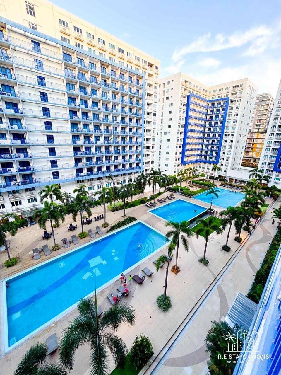 R E Staycations Apartment hotel in Pasay