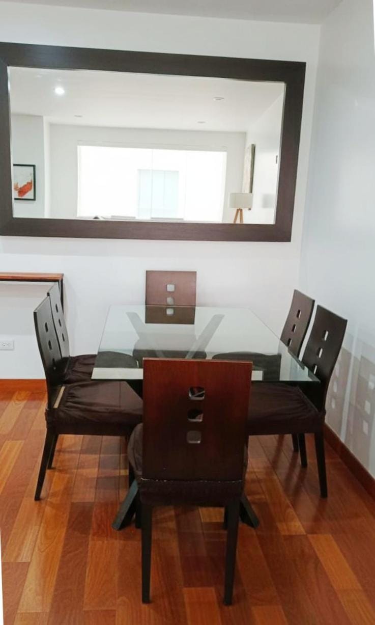 E Larcomarzone FamilyTourist Laundry 3B 503 Apartment in Miraflores