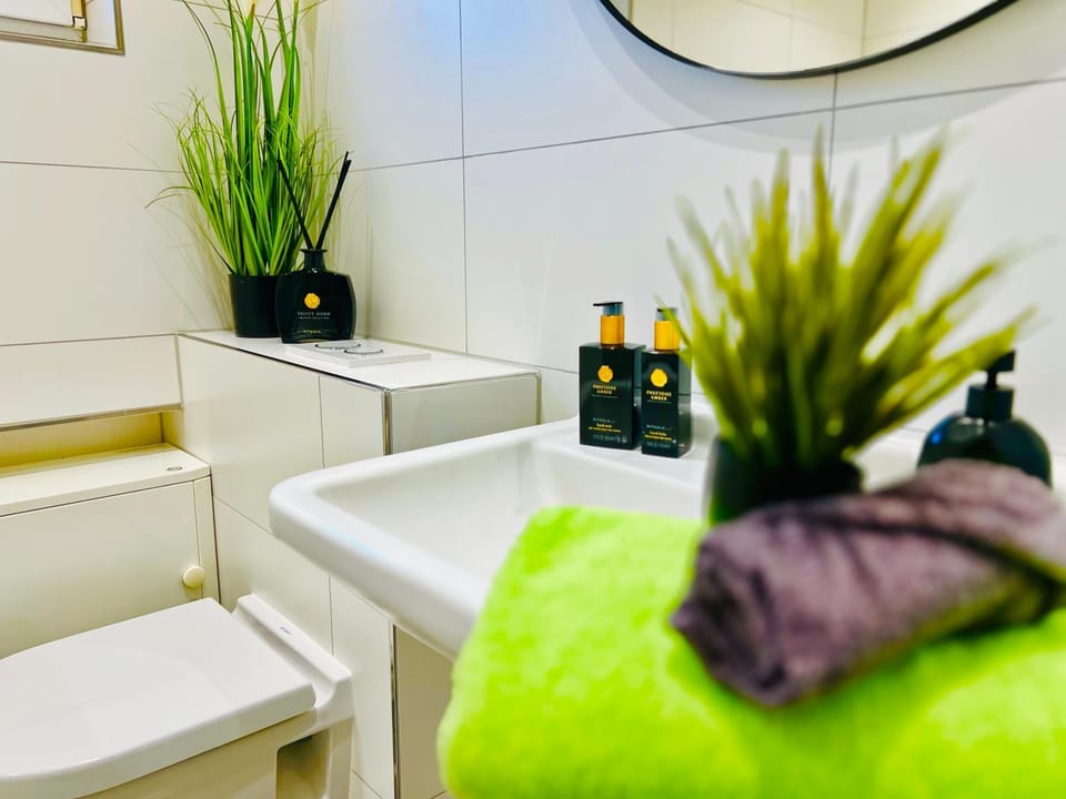 Bathroom, Bath