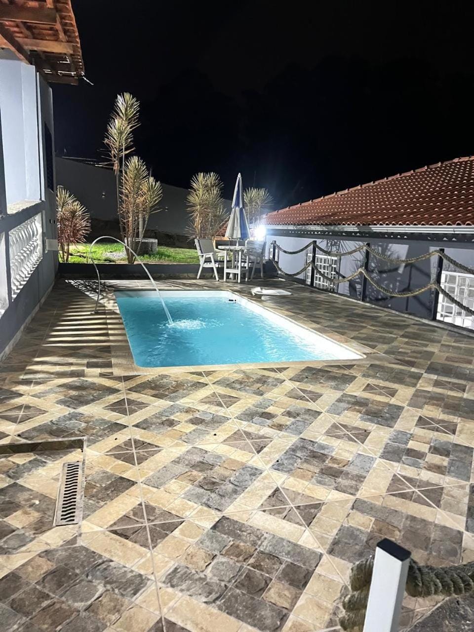 Night, Swimming pool, sunbed