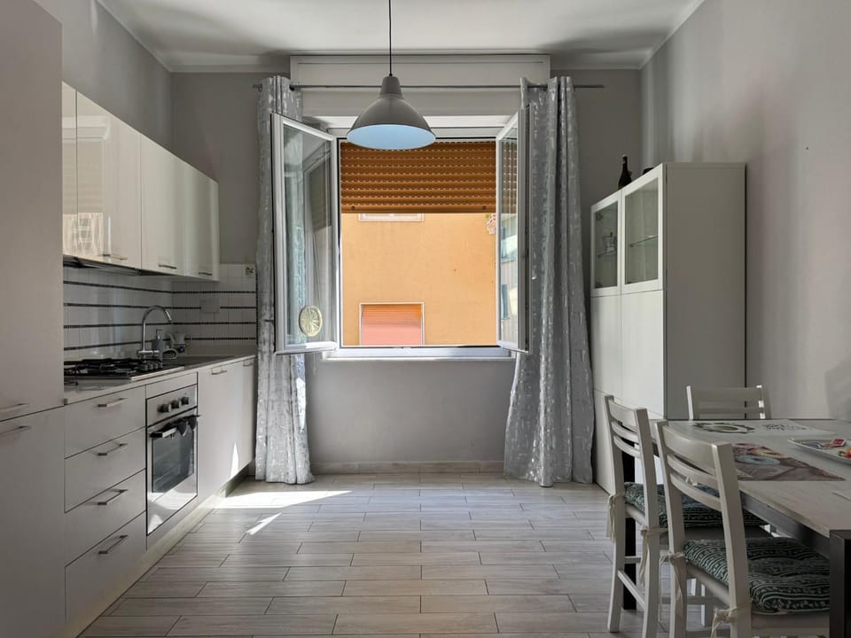 Girasole Suites Apartment in La Spezia