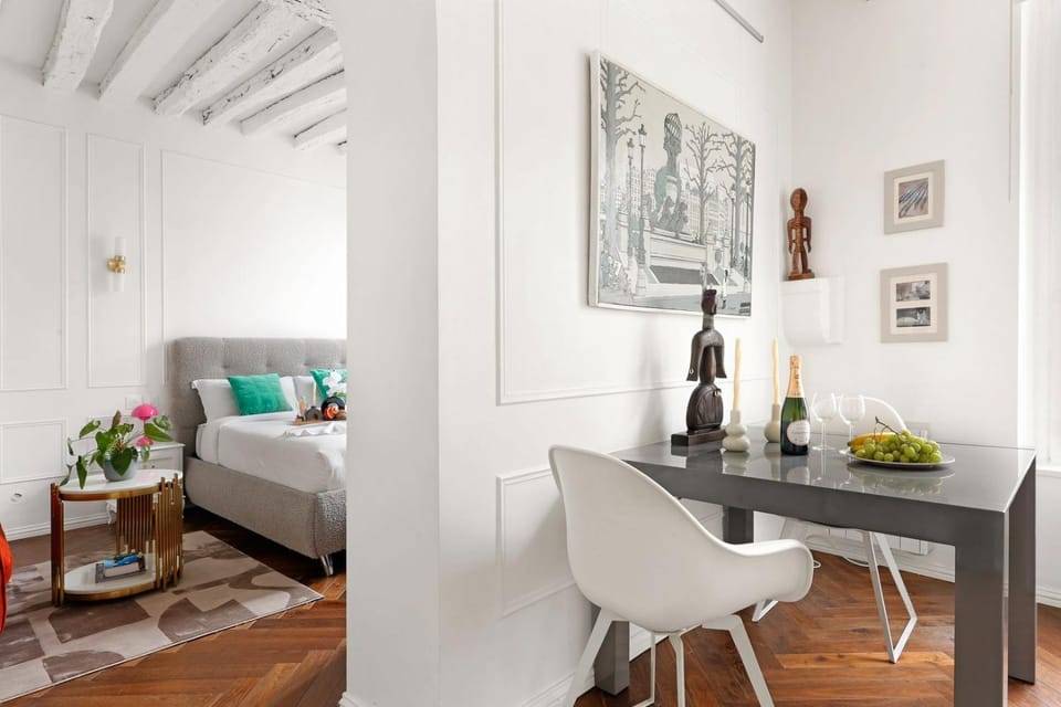 Suite Agathe Central Châtelet Apartment in Paris